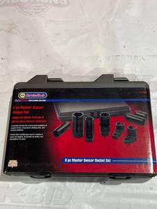 lot 375 image: 8-Piece Master Sensor Socket Set by NAPA Service Tools
