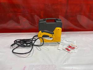 lot 516 image: Arrow Fastener ETFX50 Electric Staple Gun with Case and Instructions