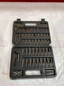 lot 523 image: NAPA Evercraft Drill Bit Set in Plastic Carrying Case