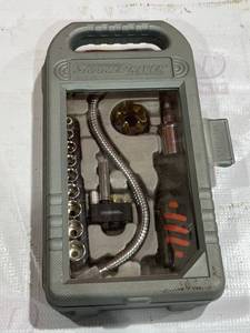 lot 525 image: Snap-N-Grip Multi-Tool Set in Plastic Case