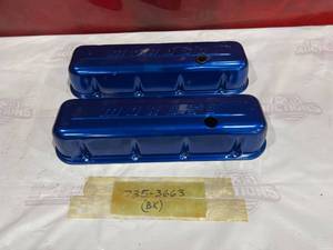 lot 100 image: Blue Moroso Valve Covers for Chevrolet Engines