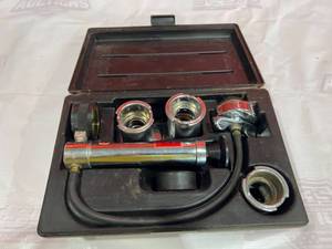 lot 202 image: Snap-on Cooling System Tester Set with Case