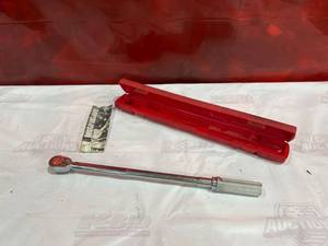 lot 306 image: Snap-on Torque Wrench