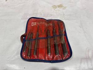 lot 347 image: Servitech Punch and Chisel Set with Original Case