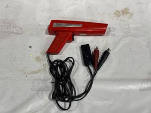 lot 349 image: Mac Tools TL82 Clamp-On Timing Light