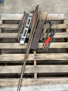 lot 546 image: Assorted Levels, Pry Bars, and Pipe