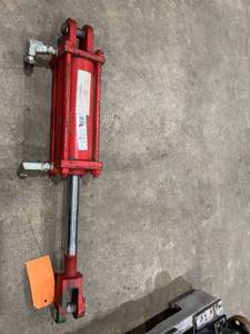 lot 814 image: Lion 2500 Hydraulic Cylinder, 3.5 inch Bore x 6 inch Stroke