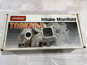 lot 87 image: Edelbrock Torker II Intake Manifold for V8 Engines