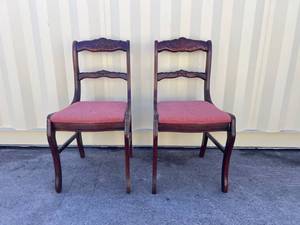 lot 906 image: Mahogany Chairs with Carved Backrests and Upholstered Seats