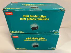 lot 60 image: Mini Binder Clips