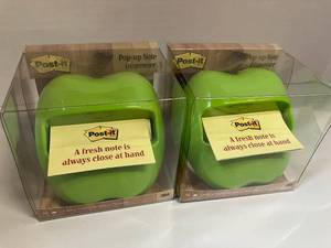 lot 80 image: Green Apple Post-It  Dispensers
