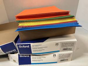 lot 139 image: Assorted Color Two-Pocket Folders