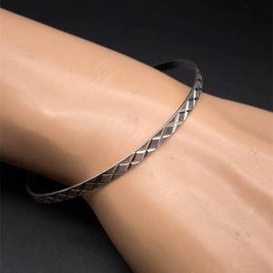 lot 50B image: 925 Sterling Silver Crisscross-Cut Stackable Bangle Bracelet - Ideal for Stacking or Solo wear.
