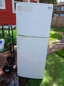Avanti Refrigerator