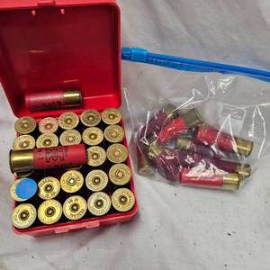 lot 54 image: 1 12 Boxes of 12 Ga Shells