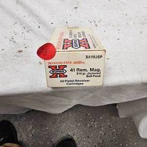 lot 78 image: 41 Rem Mag Winchester X S.P, Full Box