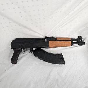 lot 173 image: Draco AK47 Pistol, Like New in Box, 762x39