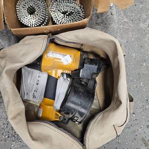 lot 254 image: Bostitch Coil Framing Nailer wnails