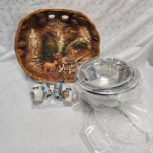 lot 199 image: Stainless Bowl Set wlids and Yellow Stone Platter