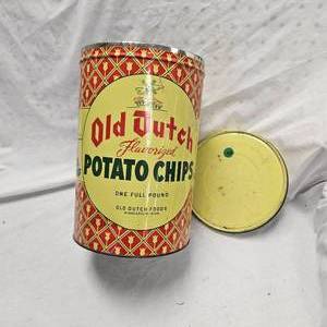 lot 205 image: 1950s Old Dutch Potato Chip Tin Lithe Tub