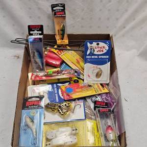 lot 228 image: Lot of Fishing Tackle wRapalas, Redeye, etc