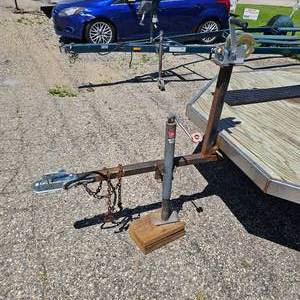 lot 275 image: Tandem Axle SnowmobileUTVATV Trailer