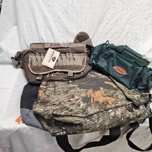 lot 191 image: Pheasants Forever and Ducks Unlimited Shell Bags