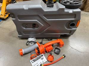 RHINO 36 GALLON PORTABLE HOLDING TANK
