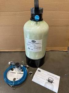 lot 40 image: CAMCO PORTABLE WATER SOFTENER