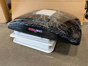 lot 48 image: MAXXFAN RV EXHAUST