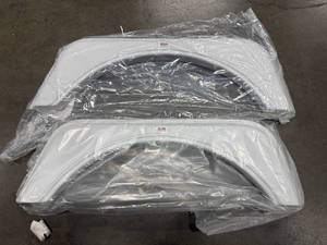 lot 52 image: ICON FENDER SKIRTS