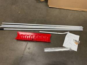 lot 57 image: EXTREME MAX ROOF RAKE