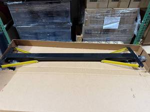 lot 58 image: LIPPERT POWER STABILIZER JACK