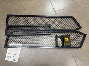 lot 62 image: POLAR TRAILER SIDE RAIL KIT