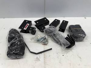 lot 142 image: EXTREME MAX KAYAK HOIST