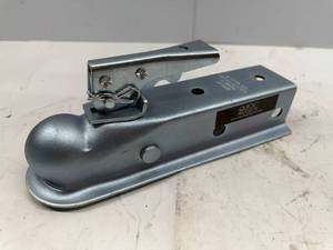 lot 174 image: QUICK PRODUCTS TRAILER COUPLER