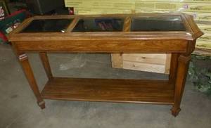 lot 23 image: Nice hall table with glass inserts