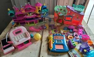 lot 36 image: Pet Squinkies, little pet shop, vtech letter pad, cash register
