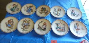 lot 46 image: Lot of 10 Collectible Goebel Hummel plates 1971-1980