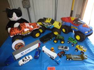 lot 60 image: Trucks hard and soft, big and small