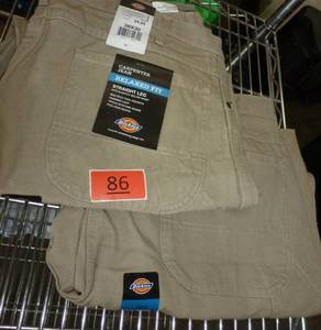 lot 86 image: 2 new pair of Dickies carpenter jeans size 38x30