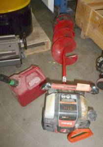 lot 110 image: Eskimo Ice Auger 10 inch very good condition
