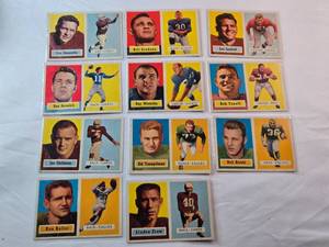 lot 18 image: Lot of 11 Vintage NFL Cards from 1957
