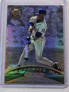 lot 79 image: Ken Griffey Jr. 1996 Topps Stadium Club Refractor No. EW8