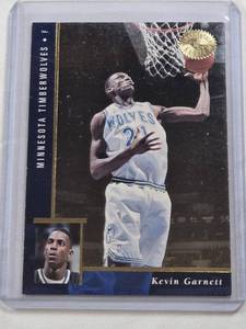 lot 145 image: Kevin Garnett Rookie 1996 Upper Deck #62 - Minnesota Timberwolves Basketball Card