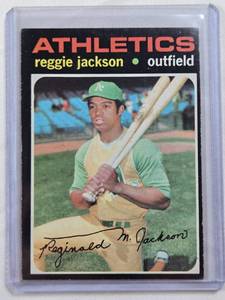 lot 174 image: Reggie Jackson 1971 Topps #20 - Oakland Athletics Vintage Baseball Card