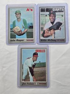 lot 189 image: Lot of 3 Vintage Topps Baseball Cards From 1970 Featuring Rollie Fingers, Jim Palmer, and Willie McCovey