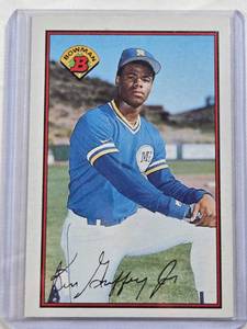 lot 213 image: Ken Griffey Jr. Rookie 1989 Bowman #220 - Seattle Mariners Baseball Card