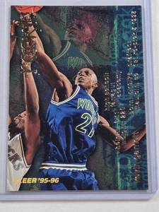 lot 337 image: Kevin Garnett Rookie Fleer 95-96 #293 - Minnesota Timberwolves Basketball Card