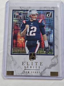 lot 352 image: Tom Brady 2018 Panini Donruss Elite Foil #ES-24 - New England Patriots Football Card